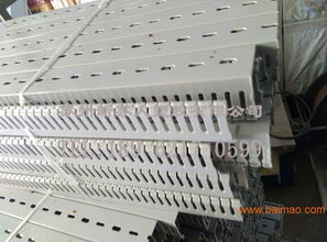 新型絕緣行線槽購(gòu)買、定制加工與工業(yè)插座選購(gòu)指南